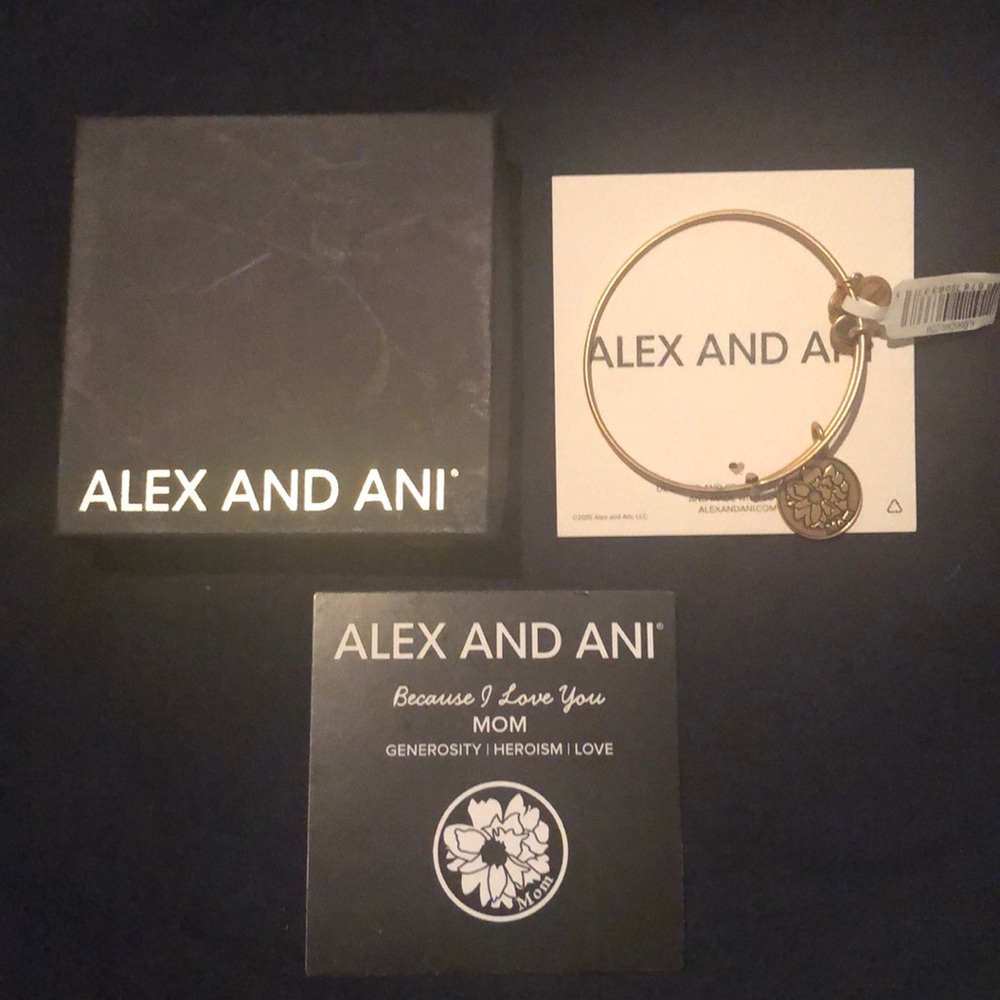 ALEX AND ANI “Because I Love You Mom” Bangle